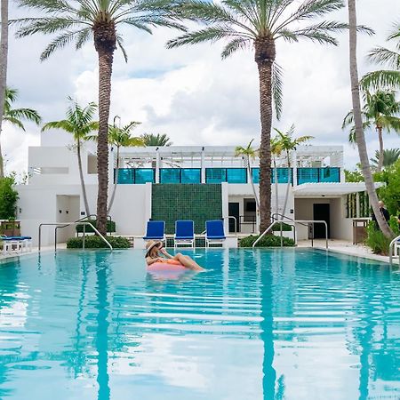 Tideline Ocean Resort&Spa Palm Beach Exterior foto