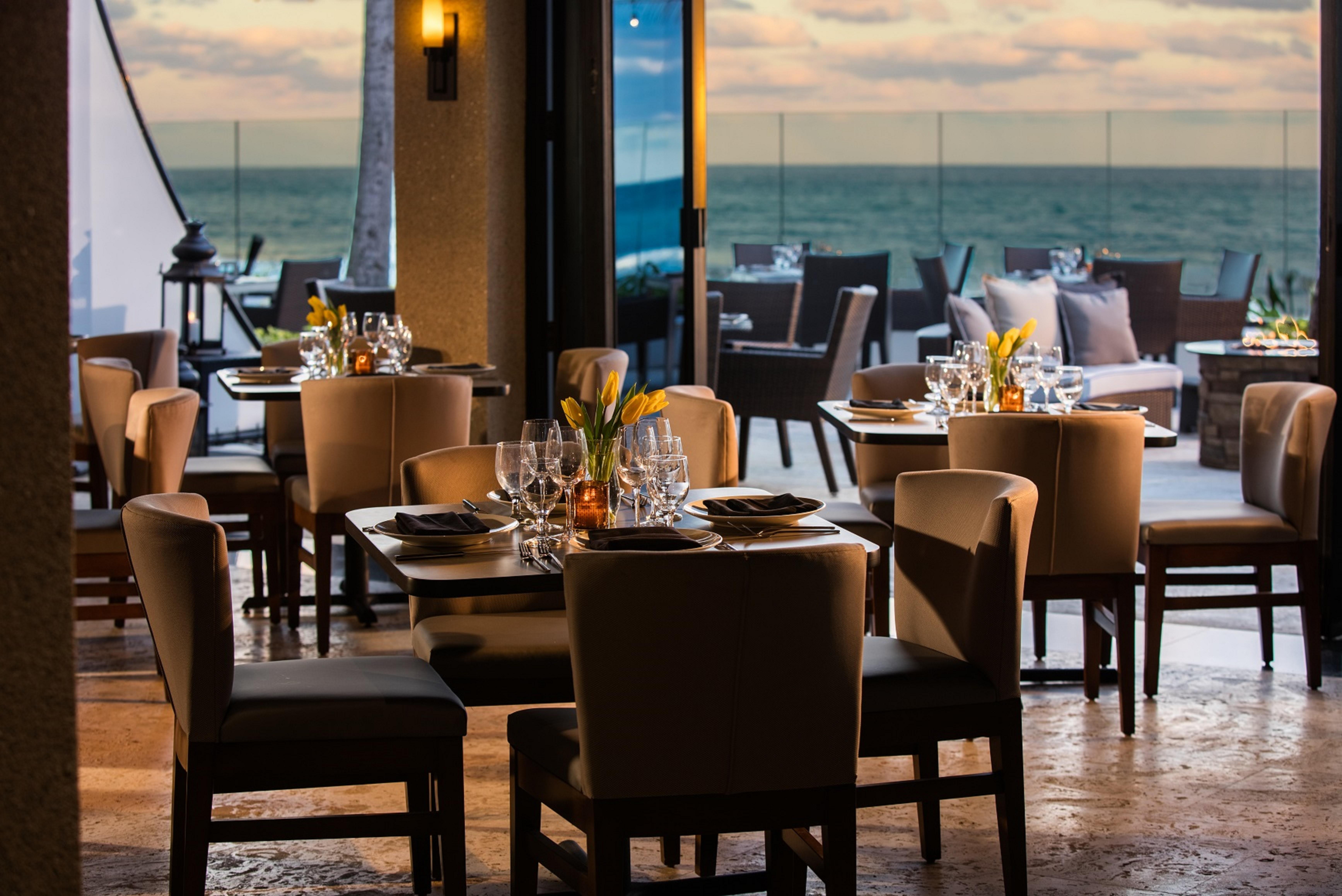 Tideline Ocean Resort&Spa Palm Beach Exterior foto