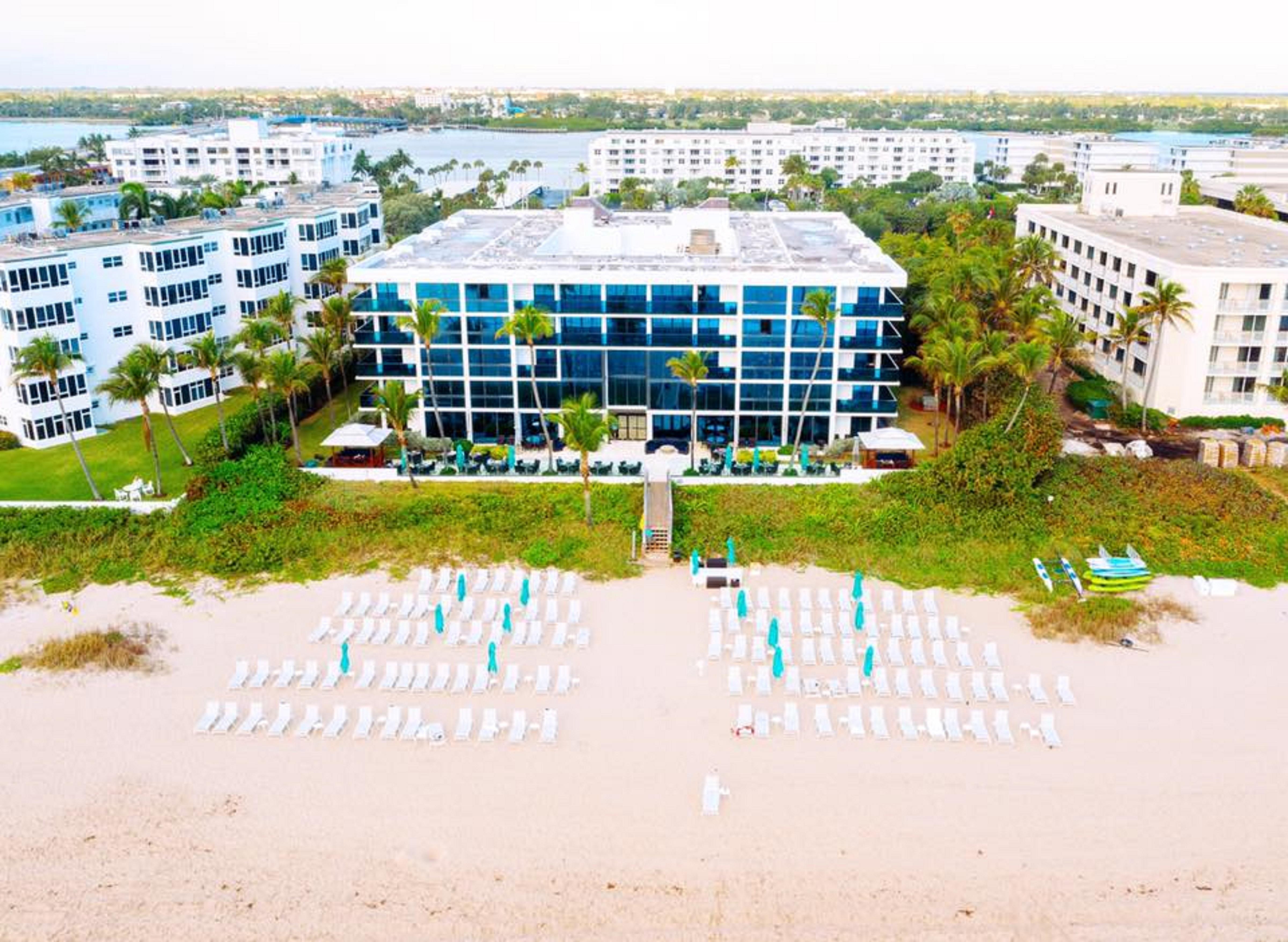 Tideline Ocean Resort&Spa Palm Beach Exterior foto
