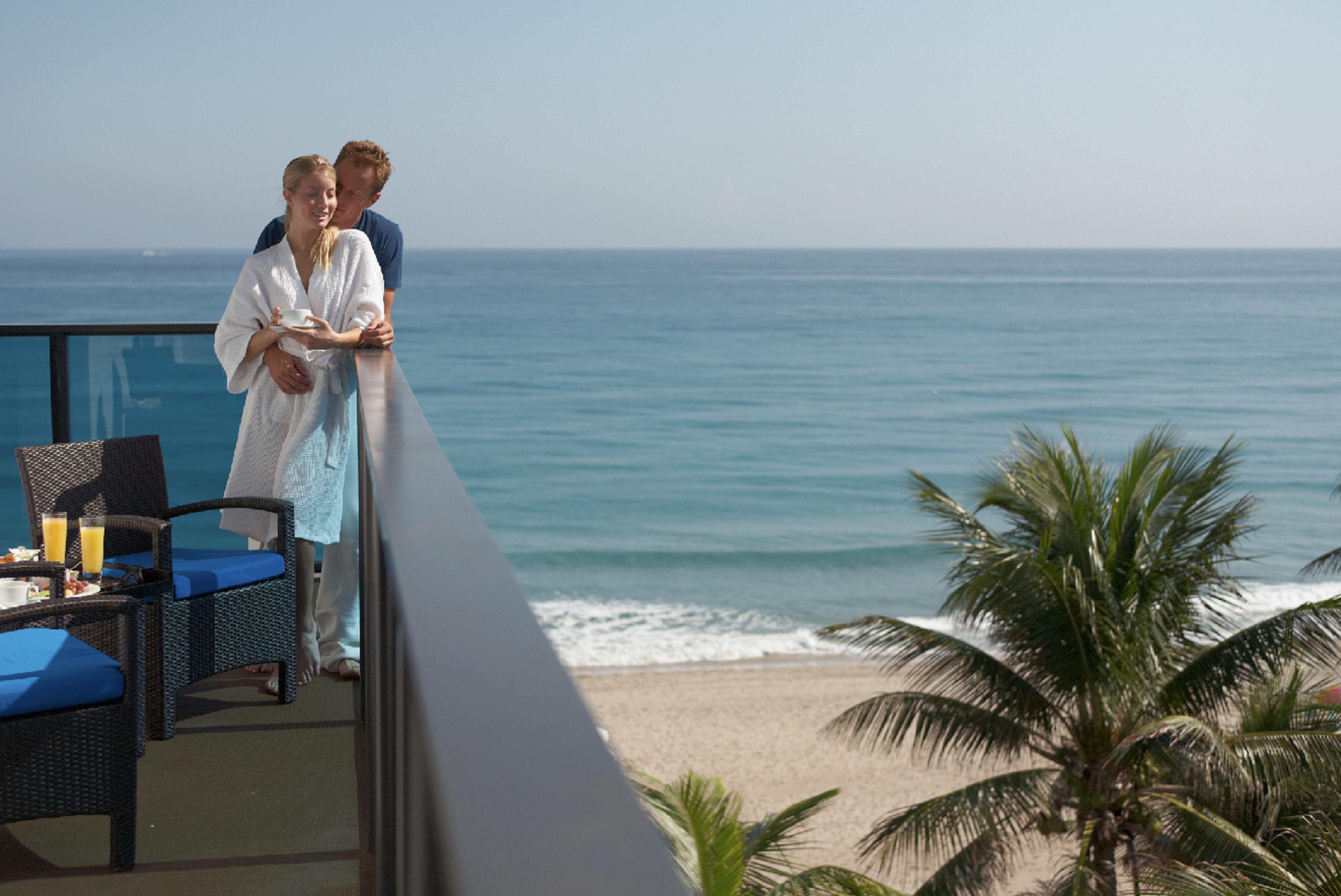 Tideline Ocean Resort&Spa Palm Beach Exterior foto