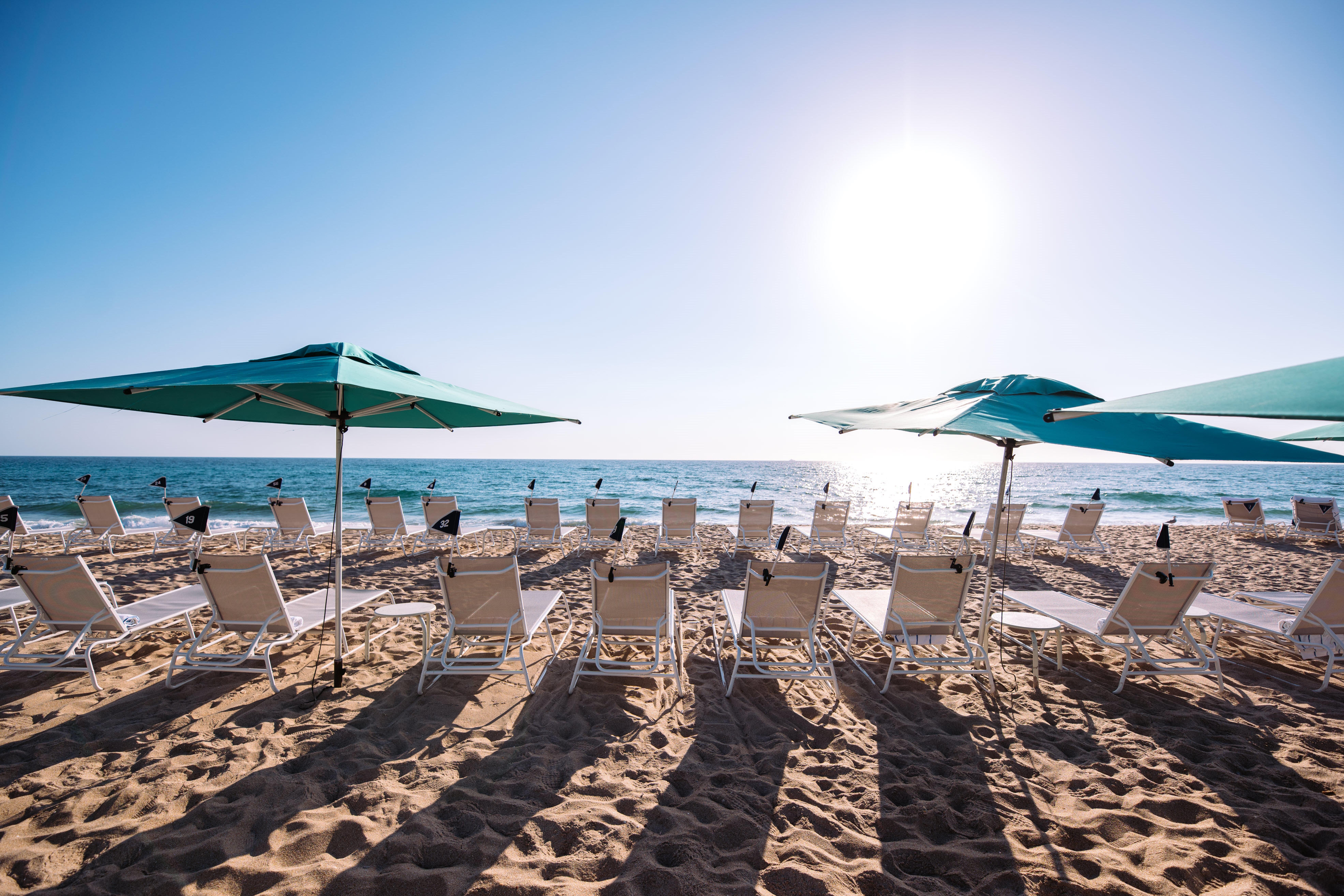 Tideline Ocean Resort&Spa Palm Beach Exterior foto