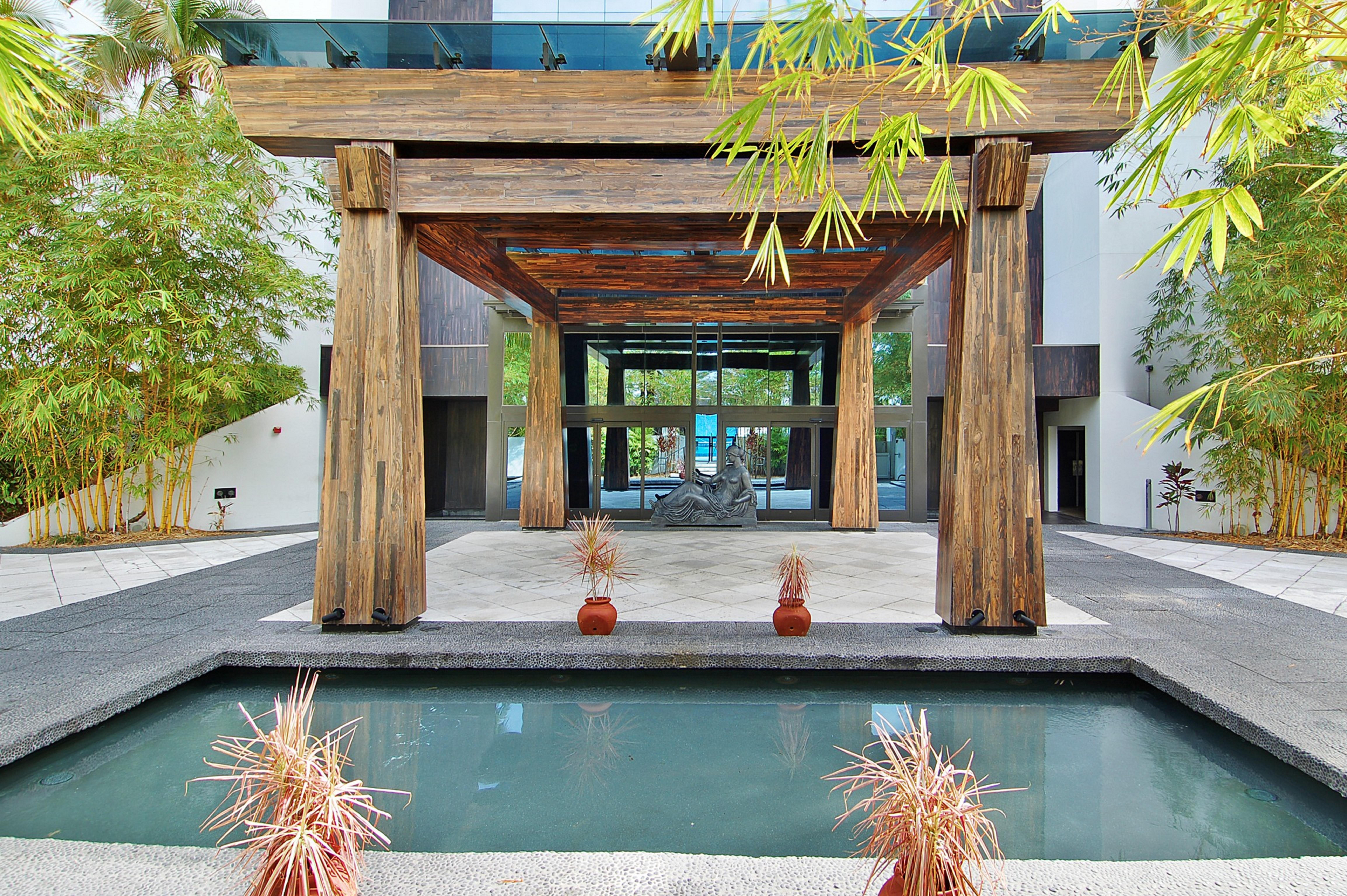 Tideline Ocean Resort&Spa Palm Beach Exterior foto