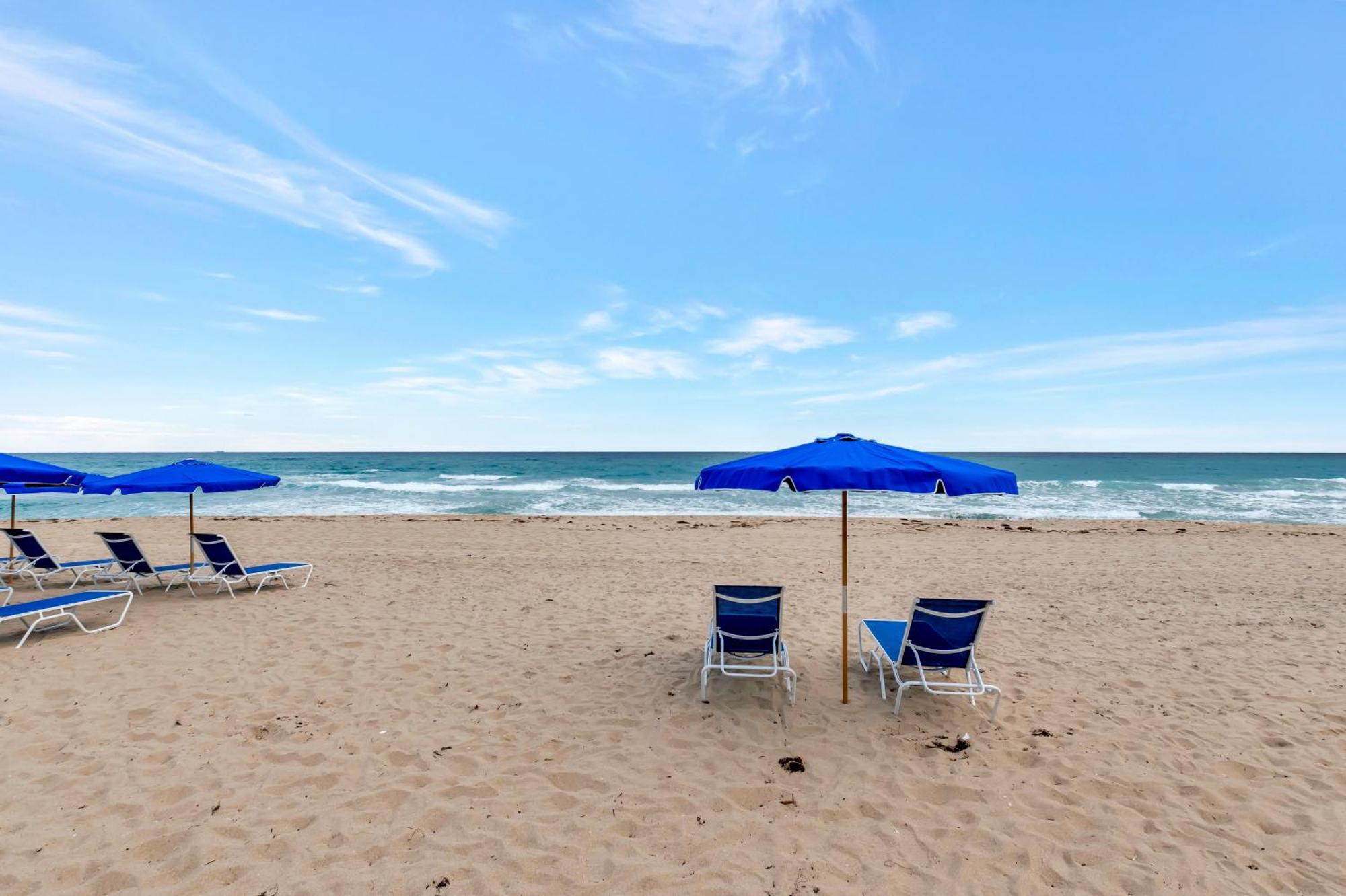 Tideline Ocean Resort&Spa Palm Beach Exterior foto