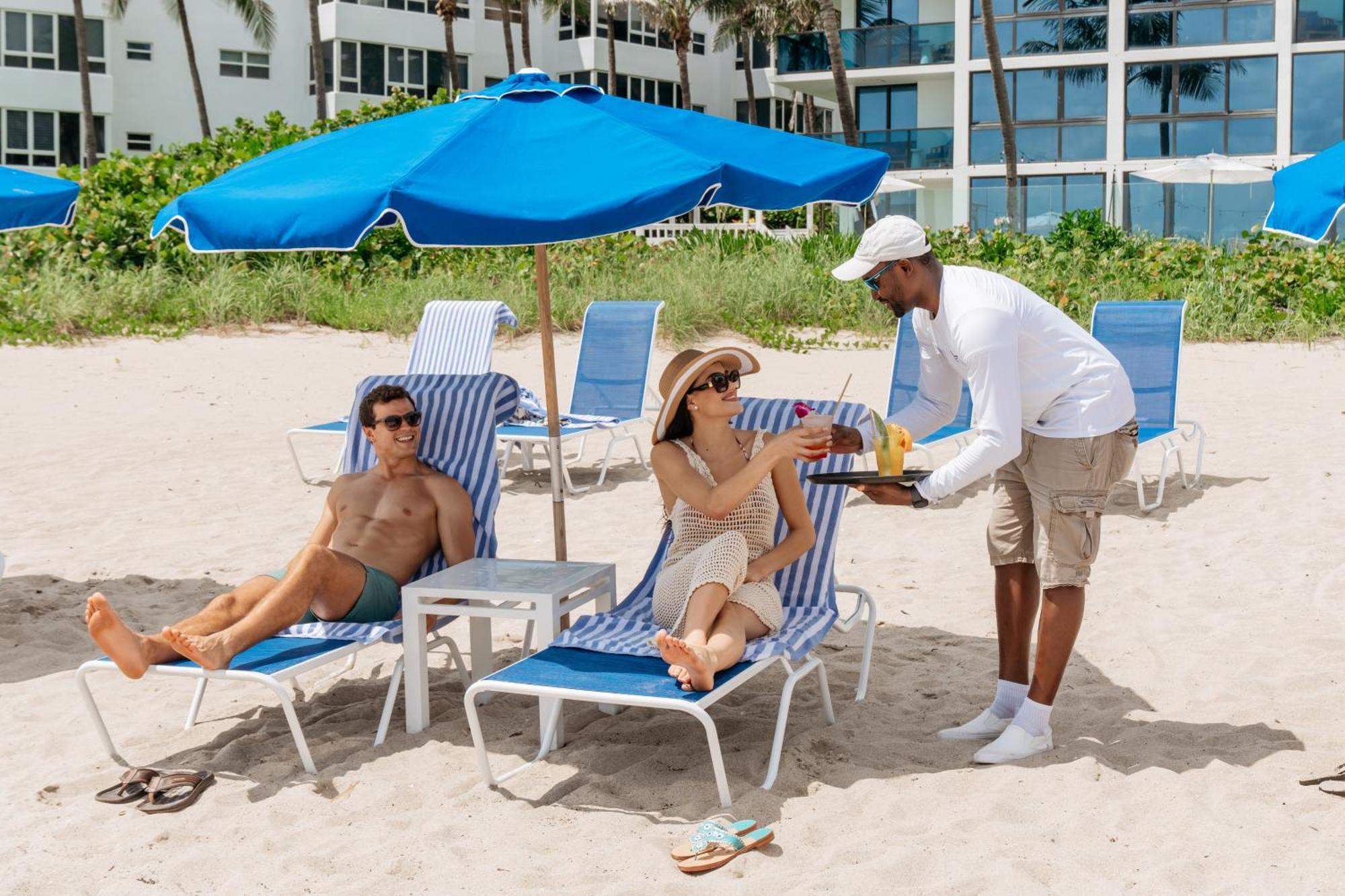 Tideline Ocean Resort&Spa Palm Beach Exterior foto